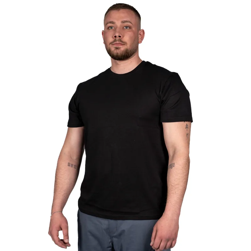 T-Shirt in Schwarz